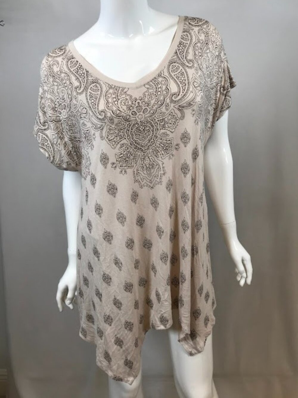 NWT Zenergy by Chico’s Neve Paisley Mix Top Activewear Chocolate Size 2